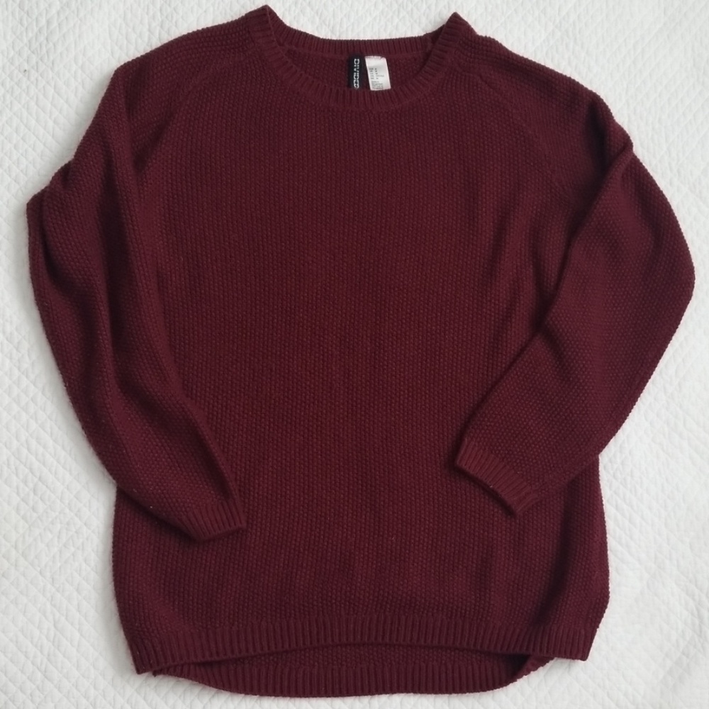 Maroon pullover sweater crew neck size L DIVIDED